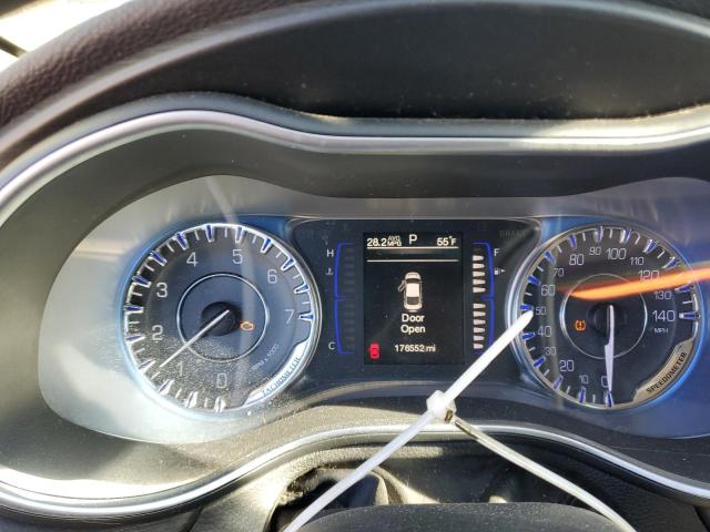 Photo 9 from auction – 2015 CHRYSLER 200 LIMITE with VIN 1C3CCCAB3FN600422