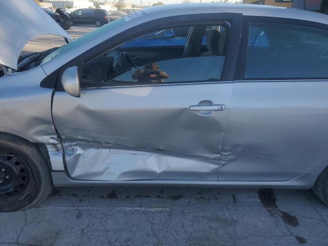 Zdjęcie 7 z aukcji – 2013 TOYOTA COROLLA BA z VIN 2T1BU4EE2DC029889