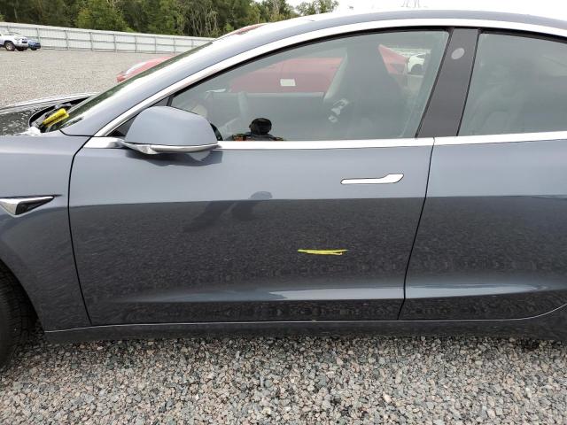 Photo 12 from auction – 2018 TESLA MODEL 3 with VIN 5YJ3E1EA7JF020027