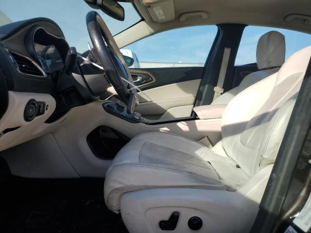 Photo 7 from auction – 2015 CHRYSLER 200 C with VIN 1C3CCCCG9FN580993