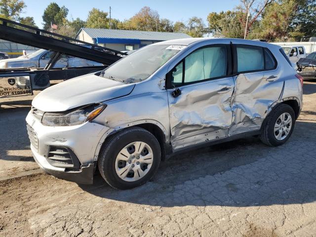 CHEVROLET TRAX LS 2017 with VIN KL7CJKSB5HB102847 - Photo from auction