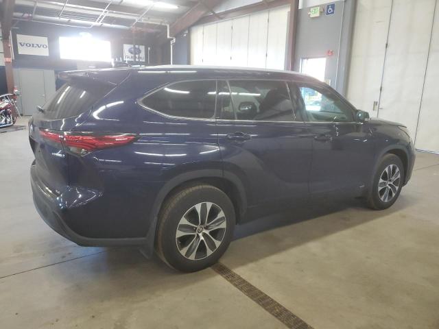 Photo 3 from auction – 2022 TOYOTA HIGHLANDER with VIN 5TDGBRCH9NS555208