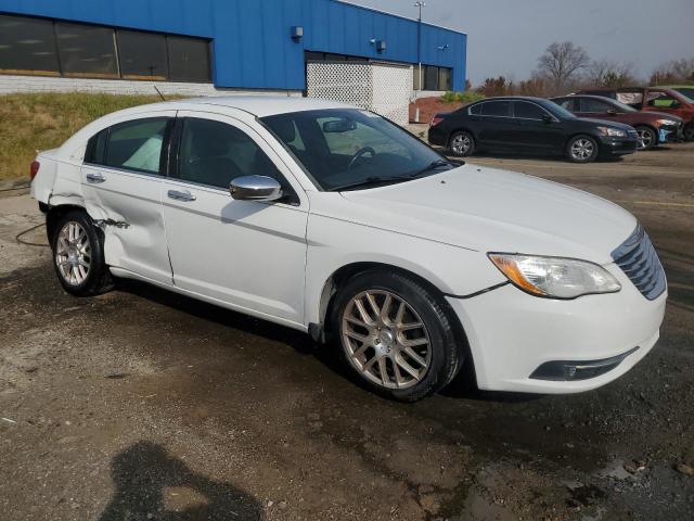 Photo 4 from auction – 2013 CHRYSLER 200 LIMITE with VIN 1C3CCBCG2DN577912