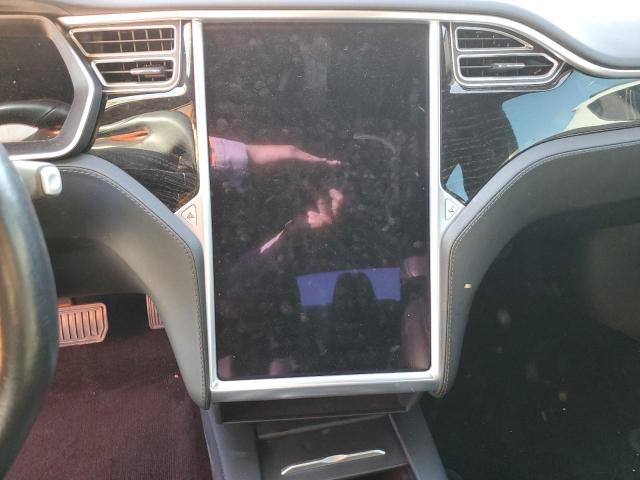 Photo 9 from auction – 2017 TESLA MODEL S with VIN 5YJSA1E20HF179420