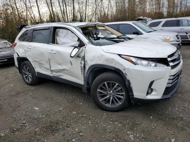Photo 4 from auction – 2019 TOYOTA HIGHLANDER with VIN 5TDJGRFH4KS076306