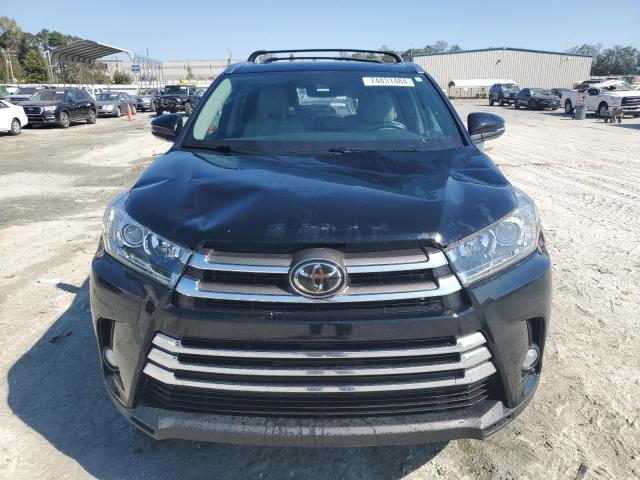 Photo 5 from auction – 2018 TOYOTA HIGHLANDER with VIN 5TDDZRFH0JS858169