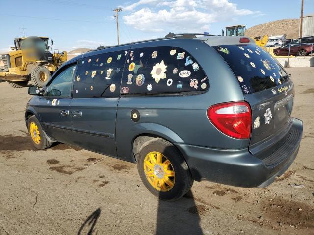 Photo 2 from auction – 2005 CHRYSLER TOWN & COU with VIN 2C4GP54L85R472293