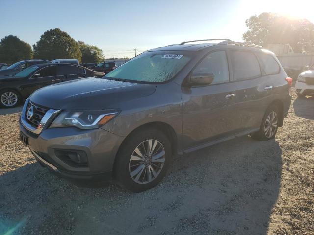 NISSAN PATHFINDER 2018 with VIN 5N1DR2MN5JC649443 - Photo from auction
