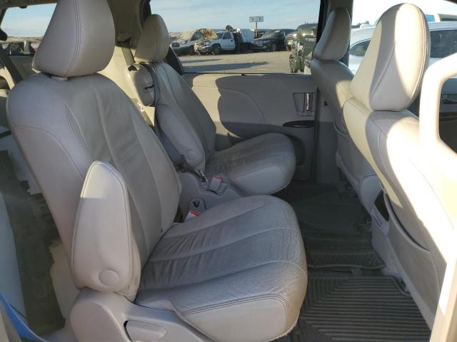Photo 11 from auction – 2013 TOYOTA SIENNA XLE with VIN 5TDYK3DC5DS369040