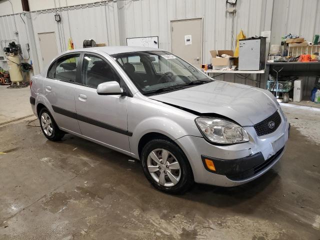 Photo 4 from auction – 2008 KIA RIO BASE with VIN KNADE123986318401