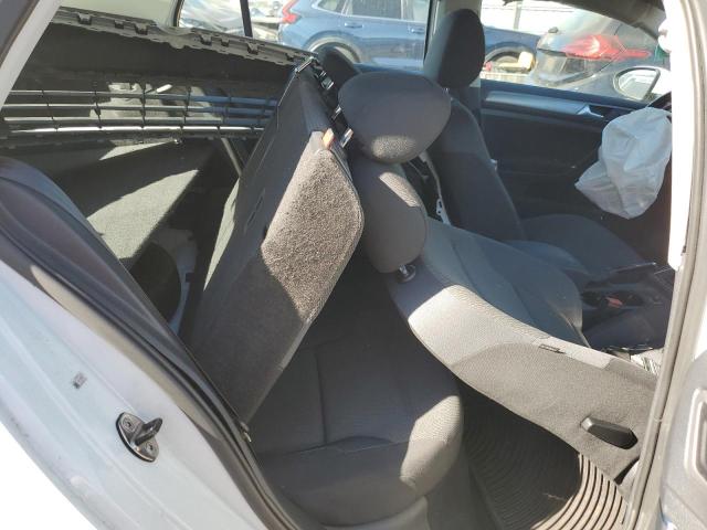 Photo 10 from auction – 2017 VOLKSWAGEN GOLF S with VIN 3VW117AU3HM015786