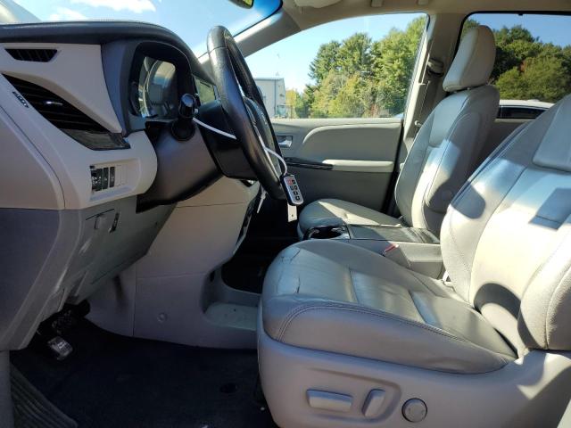Photo 7 from auction – 2016 TOYOTA SIENNA XLE with VIN 5TDDK3DCXGS130571