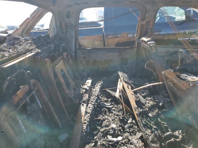Photo 10 from auction – 2007 CHEVROLET AVALANCHE with VIN 3GNFK123X7G227372