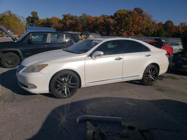 LEXUS ES 350 2010 with VIN JTHBK1EG4A2405359 - Photo from auction