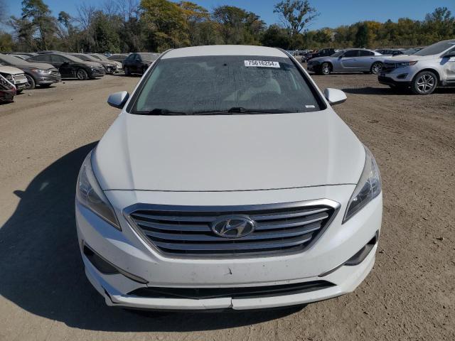 Photo 5 from auction – 2017 HYUNDAI SONATA SE with VIN 5NPE24AF5HH543496