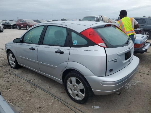 Photo 2 from auction – 2005 FORD FOCUS ZX5 with VIN 3FAFP37N15R154691