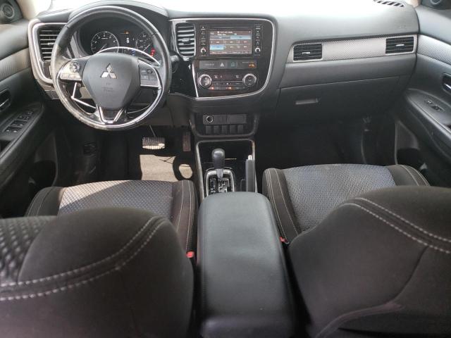 Photo 8 from auction – 2017 MITSUBISHI OUTLANDER with VIN JA4AD2A31HZ030042