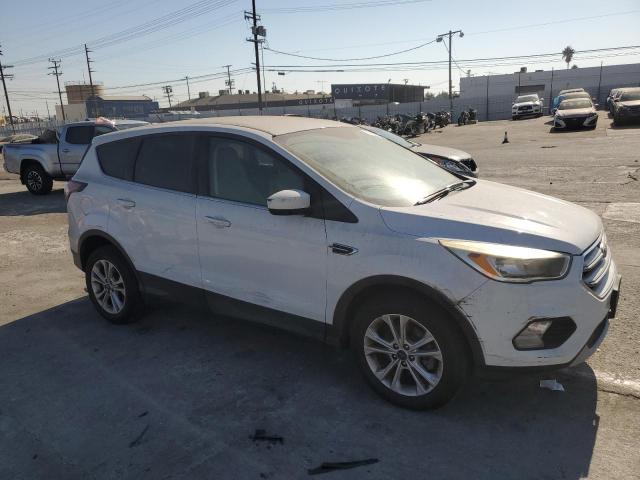 صورة رقم 4 من المزاد - 2017 FORD ESCAPE SE مع VIN 1FMCU0GD2HUB02877