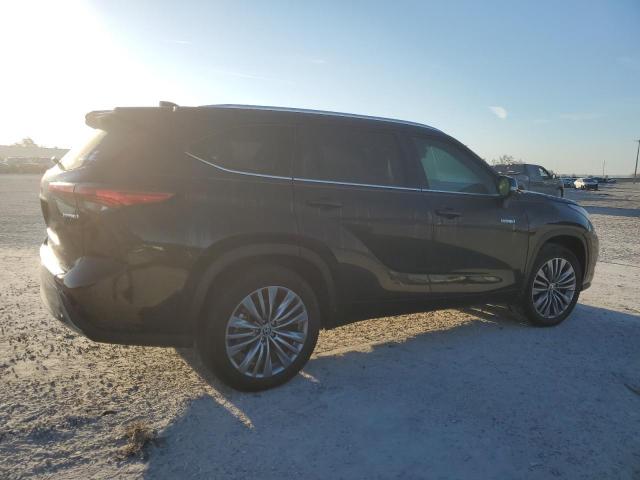Photo 3 from auction – 2021 TOYOTA HIGHLANDER with VIN 5TDFARAHXMS009078