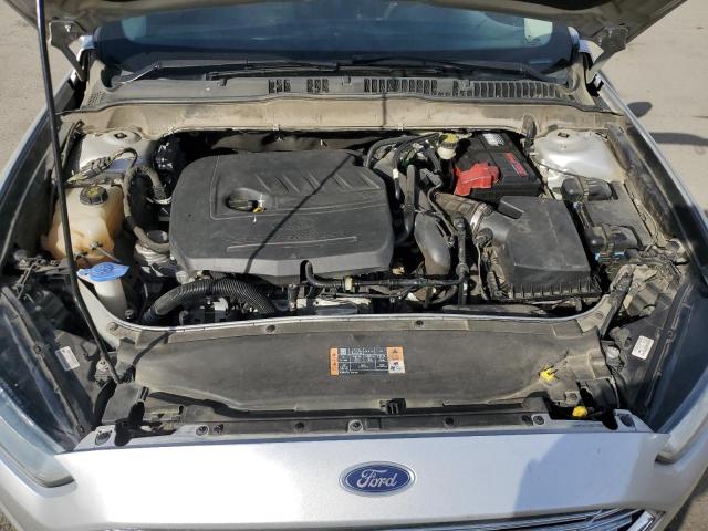 Photo 11 from auction – 2016 FORD FUSION SE with VIN 3FA6P0HD2GR331661