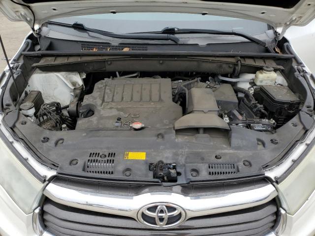 Photo 12 from auction – 2016 TOYOTA HIGHLANDER with VIN 5TDZKRFH4GS181582