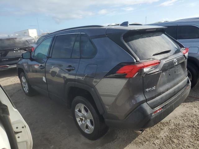 Photo 2 from auction – 2021 TOYOTA RAV4 XLE with VIN 2T3W1RFVXMC152580
