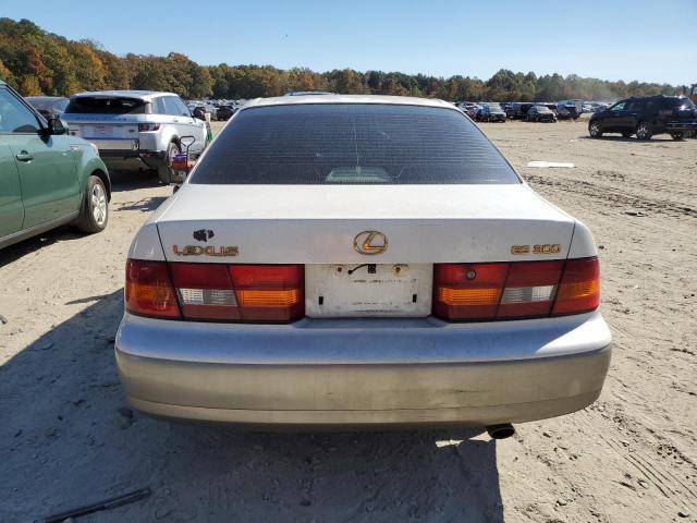 Foto 6 de la subasta – 1998 LEXUS ES 300 con VIN JT8BF28G2W0108194