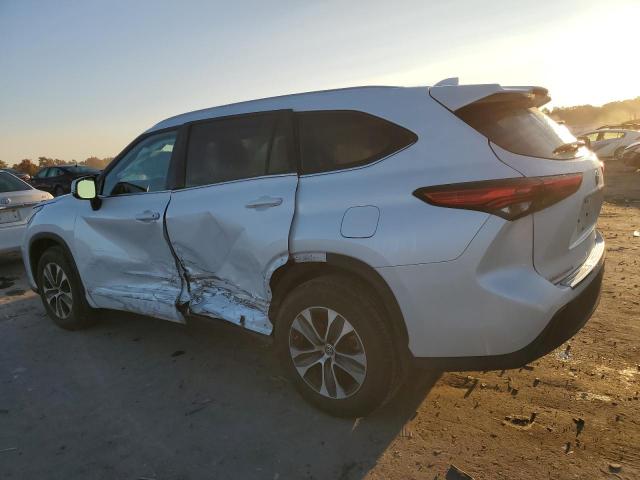 Photo 2 from auction – 2022 TOYOTA HIGHLANDER with VIN 5TDGZRBH9NS590439