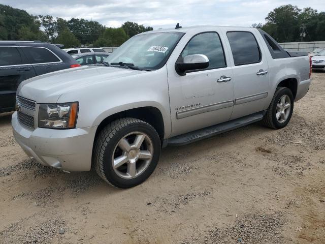CHEVROLET AVALANCHE 2010 with VIN 3GNNCFE0XAG270978 - Photo from auction