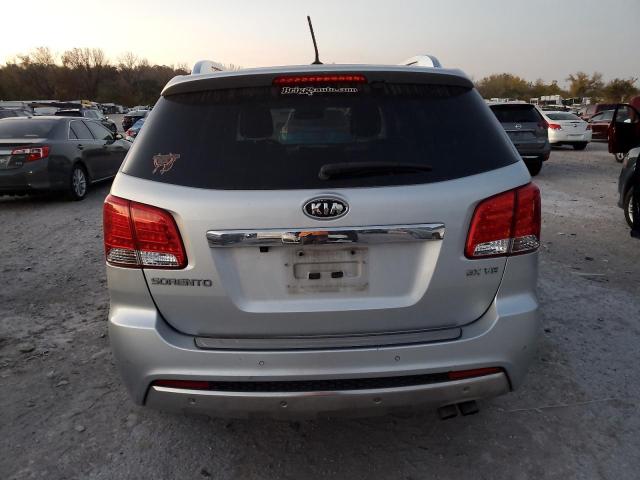 Photo 6 from auction – 2013 KIA SORENTO SX with VIN 5XYKWDA25DG374036