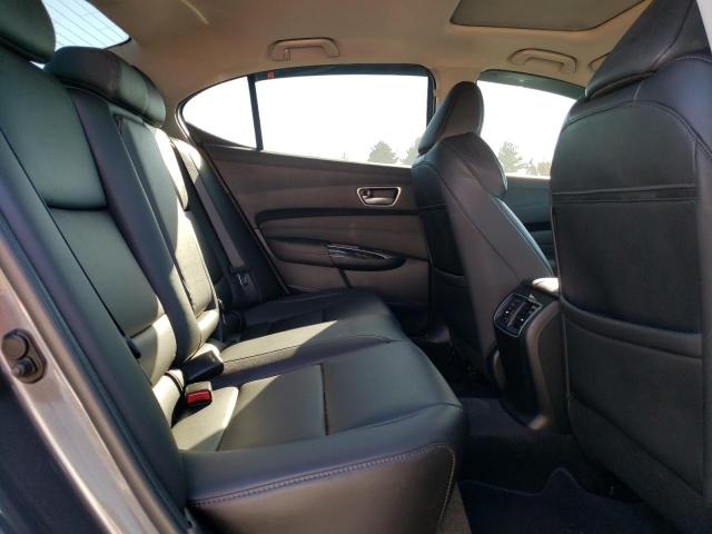 Photo 10 from auction – 2018 ACURA TLX with VIN 19UUB1F32JA009105