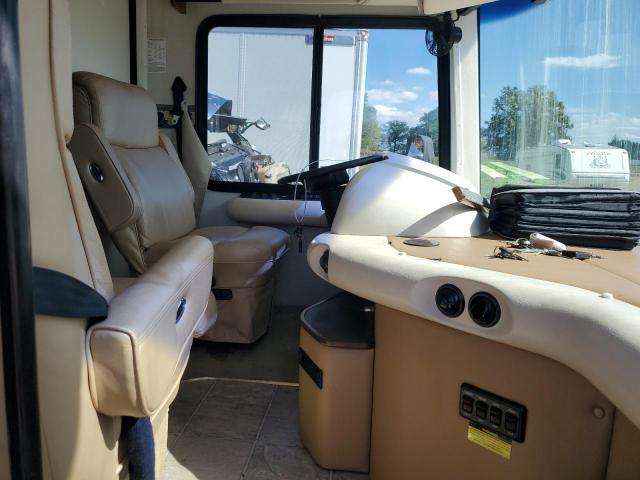 Photo 5 from auction – 2005 FREIGHTLINER CHASSIS XC with VIN 4UZAAHDC15CU05337