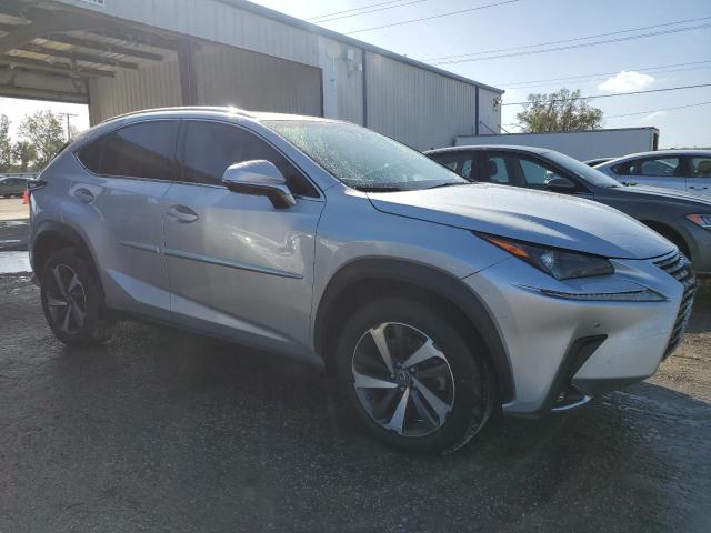 Photo 4 from auction – 2018 LEXUS NX 300 BAS with VIN JTJYARBZ3J2089128