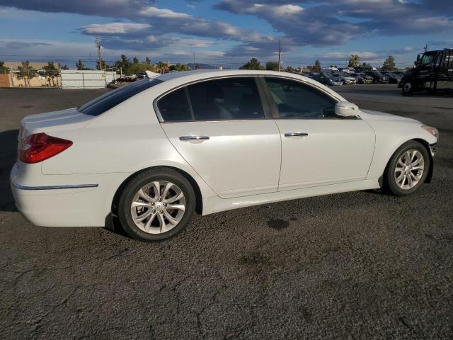 Photo 3 from auction – 2013 HYUNDAI GENESIS 3. with VIN KMHGC4DDXDU213834