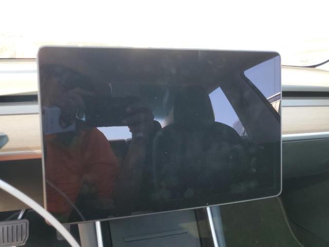 Photo 9 from auction – 2018 TESLA MODEL 3 with VIN 5YJ3E1EAXJF024251