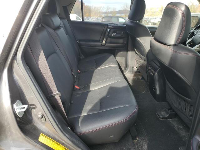 Photo 11 from auction – 2019 TOYOTA 4RUNNER SR with VIN JTEBU5JR0K5622588
