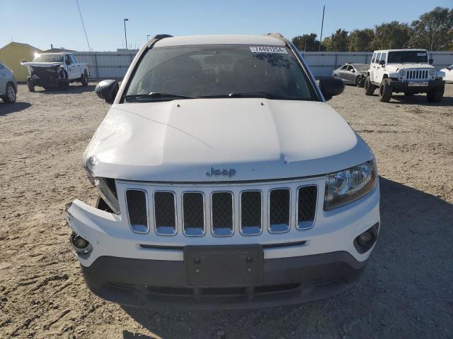 Photo 5 from auction – 2015 JEEP COMPASS SP with VIN 1C4NJCBA8FD131284