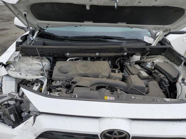 Photo 11 from auction – 2022 TOYOTA RAV4 XLE with VIN 2T3P1RFVXNC257349