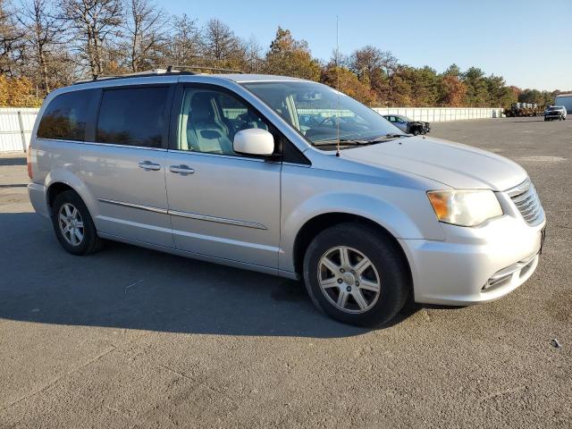 Photo 4 from auction – 2012 CHRYSLER TOWN & COU with VIN 2C4RC1BG8CR194348