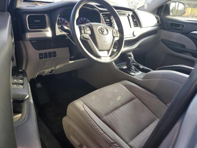 Photo 8 from auction – 2016 TOYOTA HIGHLANDER with VIN 5TDZKRFH8GS176577