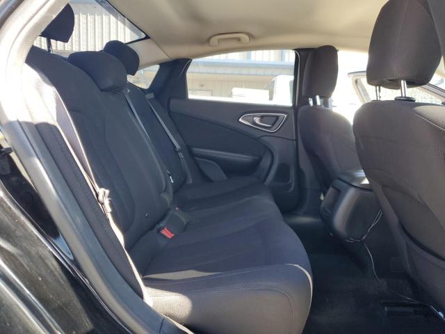 Photo 10 from auction – 2015 CHRYSLER 200 LIMITE with VIN 1C3CCCAB6FN598665