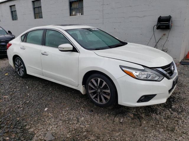 Photo 4 from auction – 2017 NISSAN ALTIMA 2.5 with VIN 1N4AL3AP5HC161565