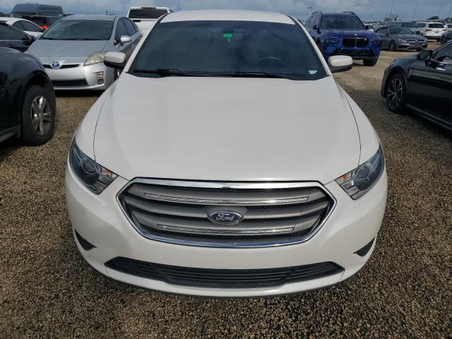 Photo 5 from auction – 2017 FORD TAURUS SEL with VIN 1FAHP2E82HG136986