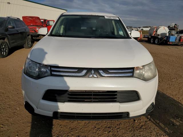 Photo 5 from auction – 2014 MITSUBISHI OUTLANDER with VIN JA4AZ2A39EZ601757