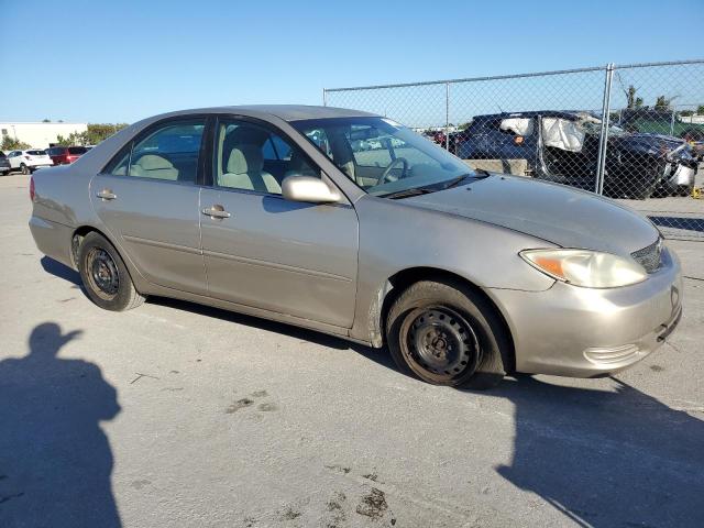 Photo 4 from auction – 2002 TOYOTA CAMRY LE with VIN 4T1BE32K12U576424