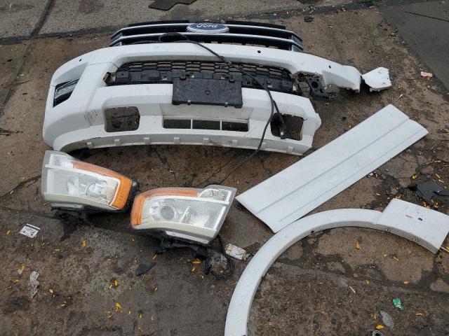 Photo 13 from auction – 2016 FORD EXPEDITION with VIN 1FMJK2AT2GEF57164