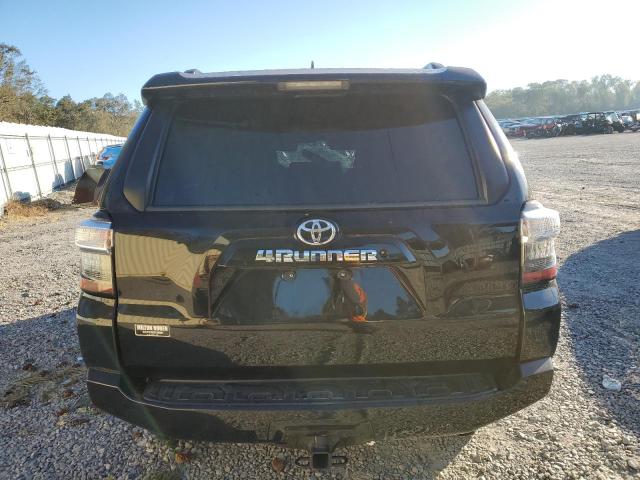 Photo 6 from auction – 2019 TOYOTA 4RUNNER SR with VIN JTEBU5JR9K5704593