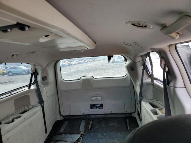 Фото 10 с аукциона – 2011 CHRYSLER TOWN & COU с VIN 2A4RR8DG2BR797244