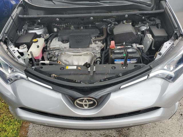 Photo 12 from auction – 2017 TOYOTA RAV4 XLE with VIN 2T3WFREV6HW383600