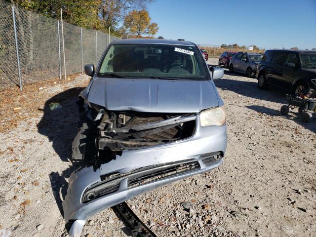 Photo 5 from auction – 2013 CHRYSLER TOWN & COU with VIN 2C4RC1BG5DR705712